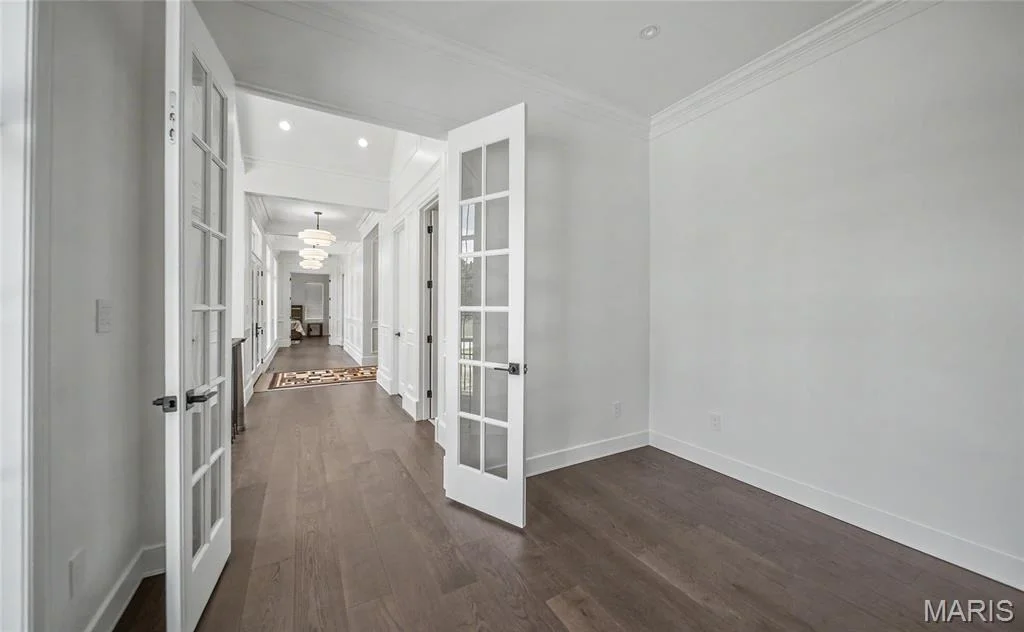 Photo of 604 Winchester Drive