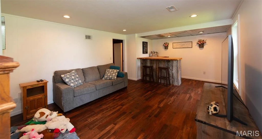 Photo of 1231 Deer Run Drive Drive