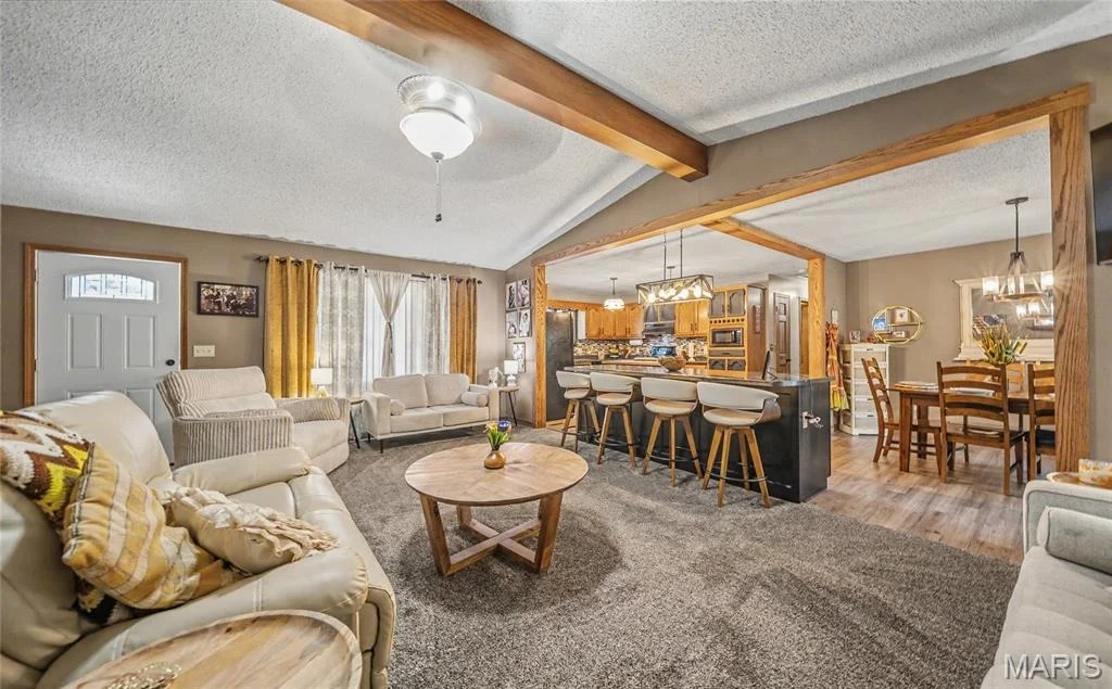 Photo of 13915 Maple Lane