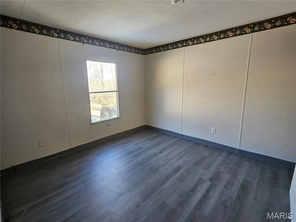 Photo of 21255 Laramie Road