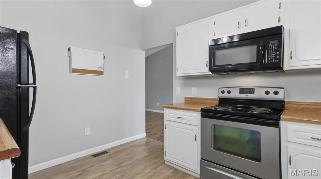 Photo of 16650 Walnut Drive