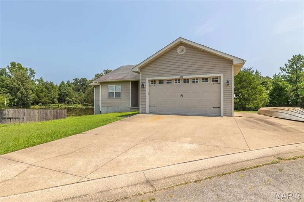 Photo of 2184 J Bird Lane