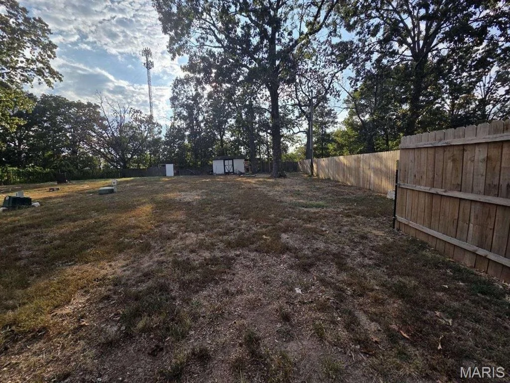 Photo of 25881 Sutherland Lane