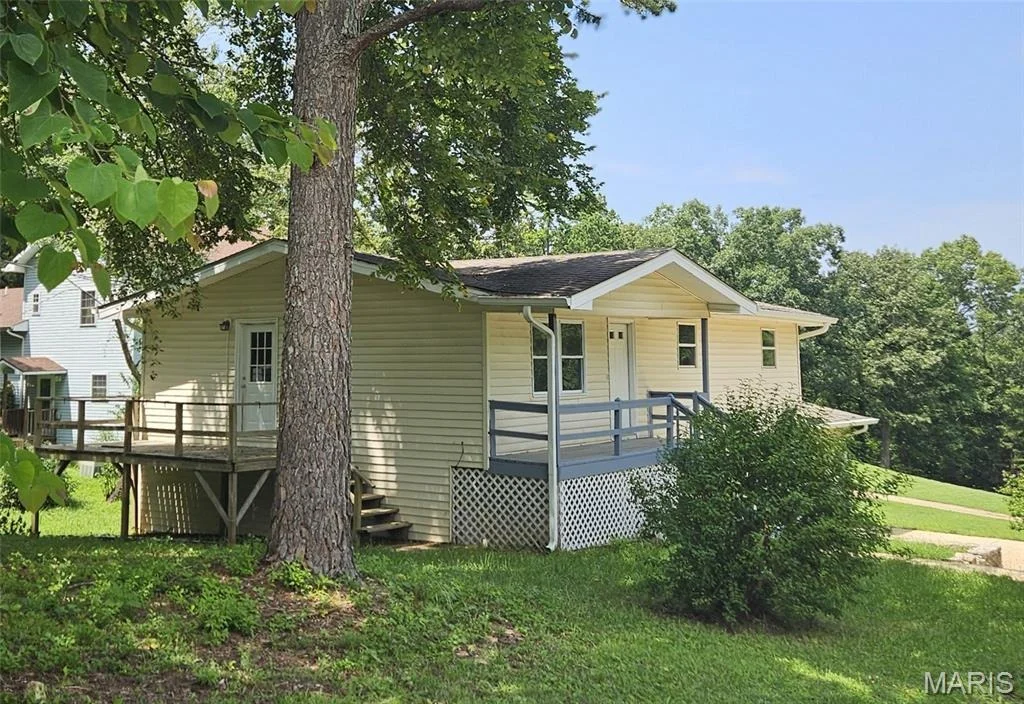 Photo of 485 Skyview Drive