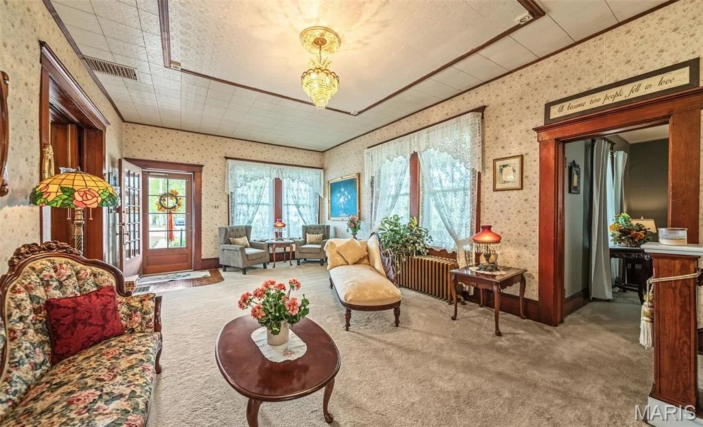 Photo of 104 W 3rd Street