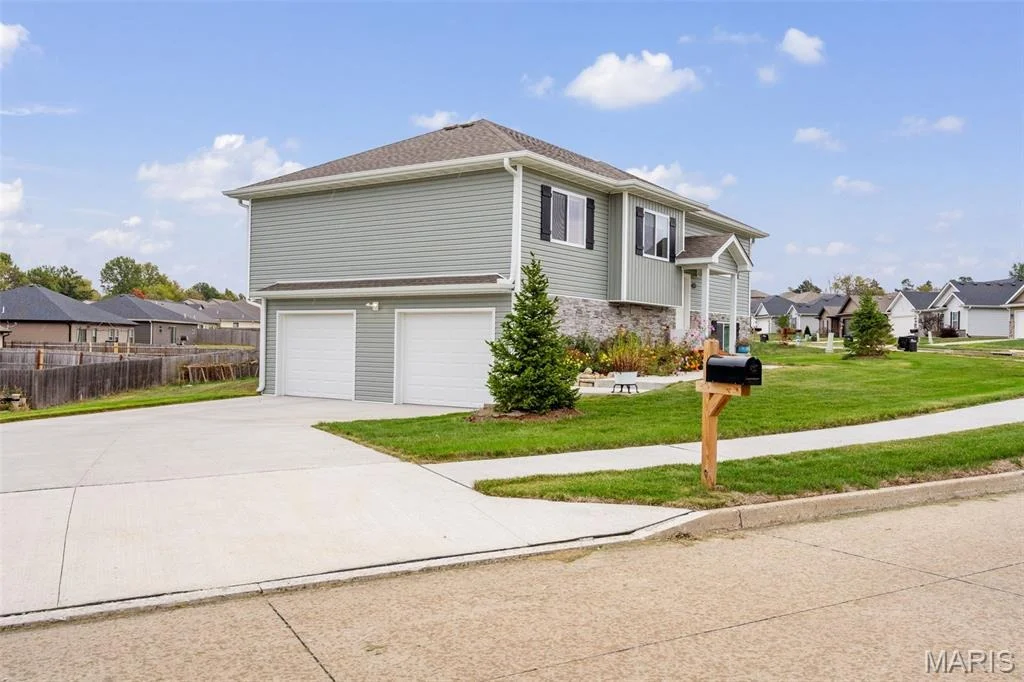 Photo of 3305 Venice Drive