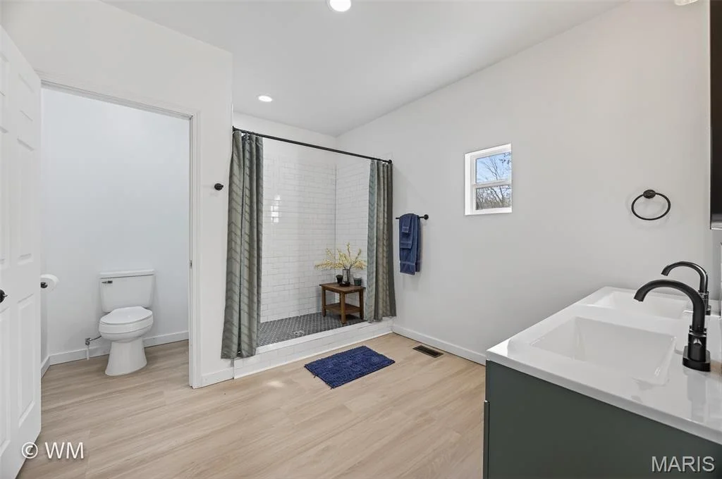 Photo of 16245 Badger Road