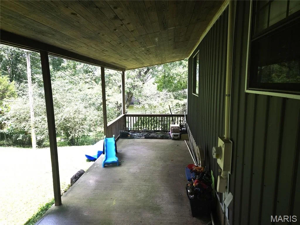 Photo of 525 Skyview Drive