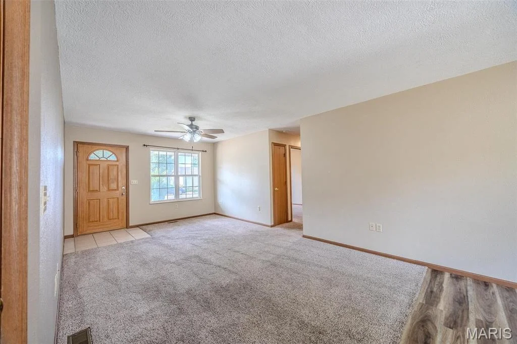 Photo of 1129 Lacy Drive
