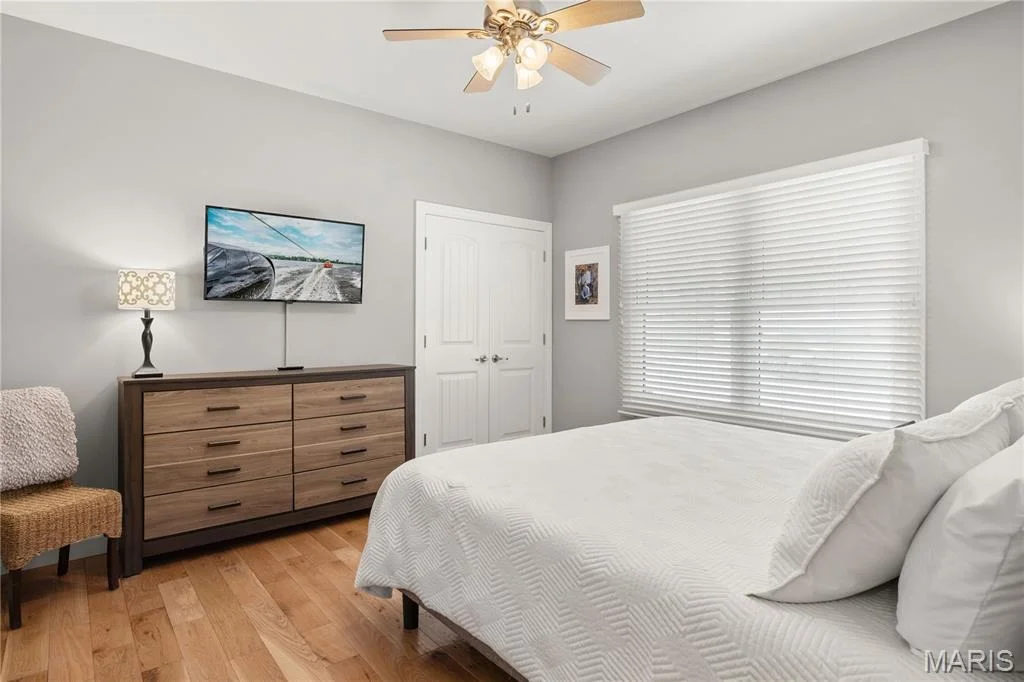 Photo of 18028 Bayview Lane