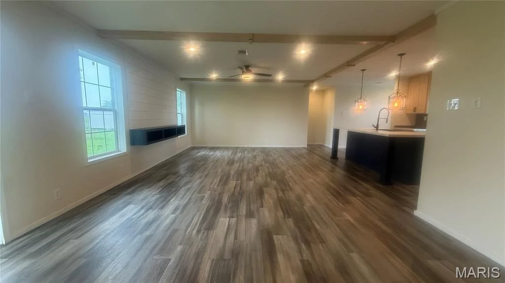 Photo of 8037 County Road 541