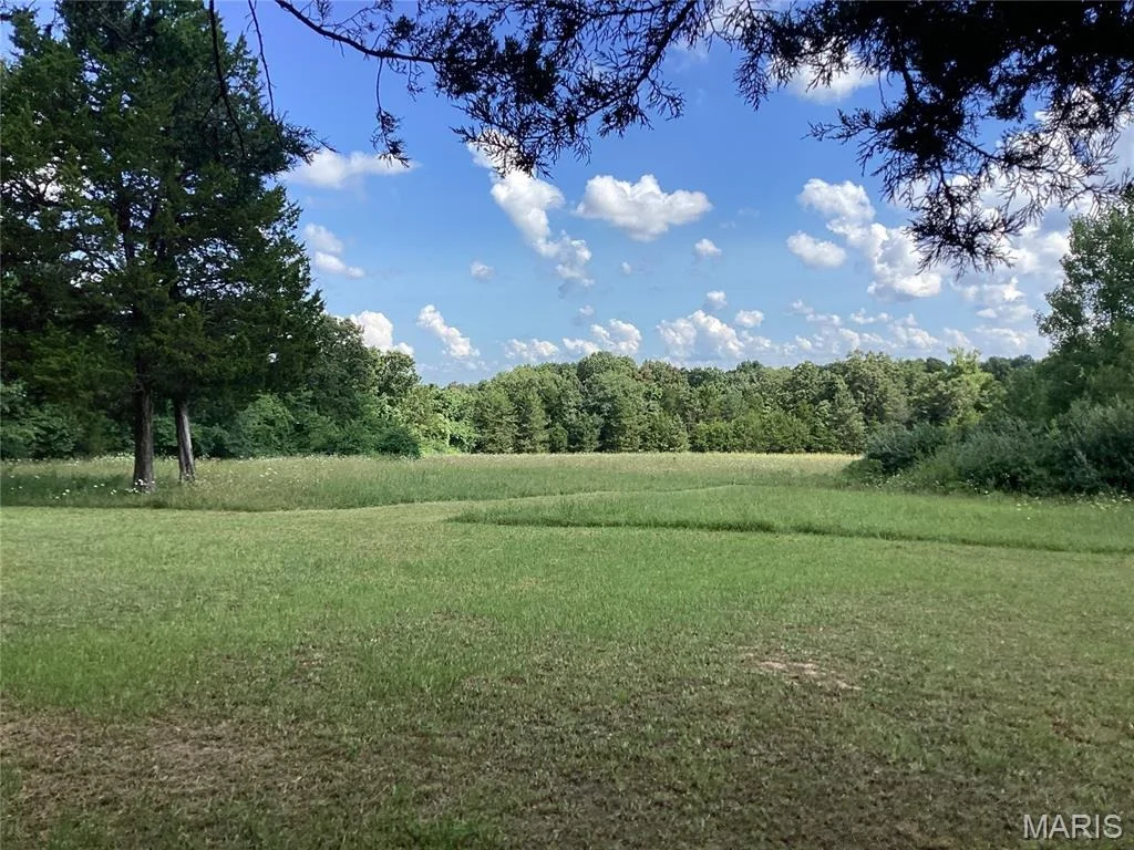 Photo of 1050 Luebbering Road