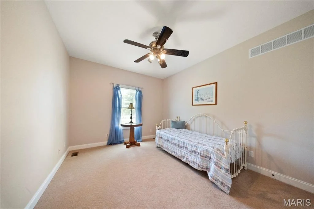 Photo of 10755 Larson Lane