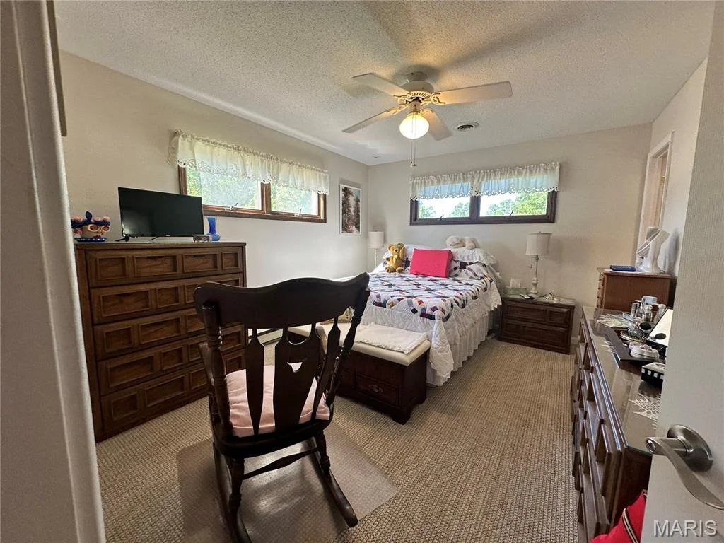 Photo of 113 Fairlane Drive