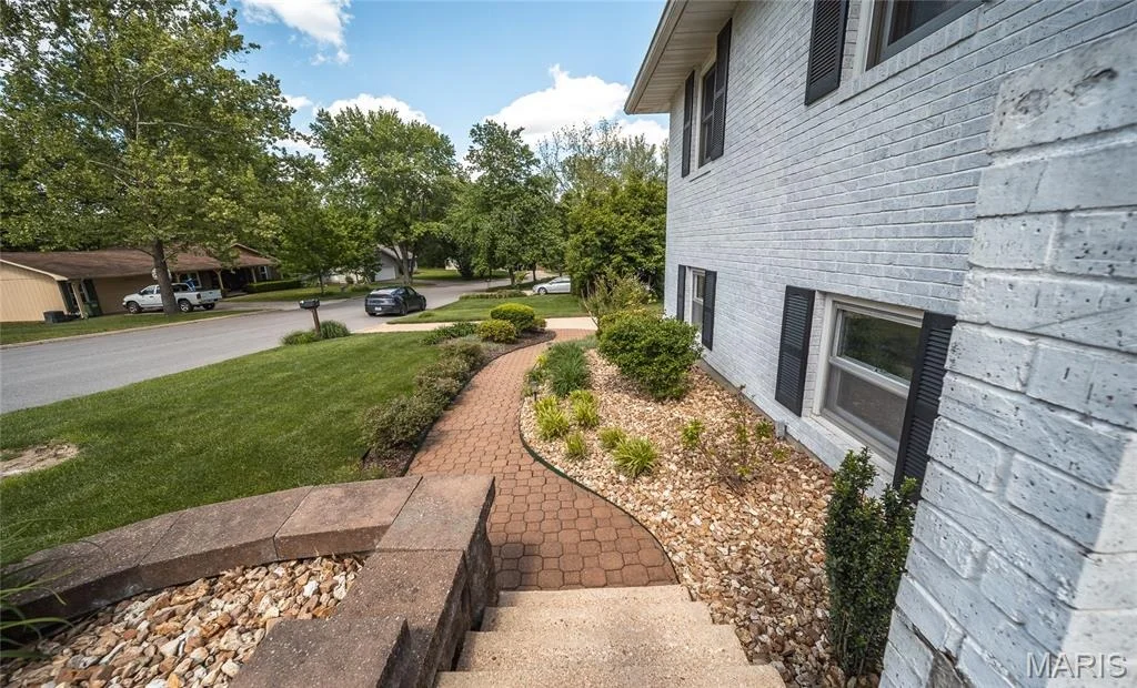 Photo of 1112 Sycamore Drive