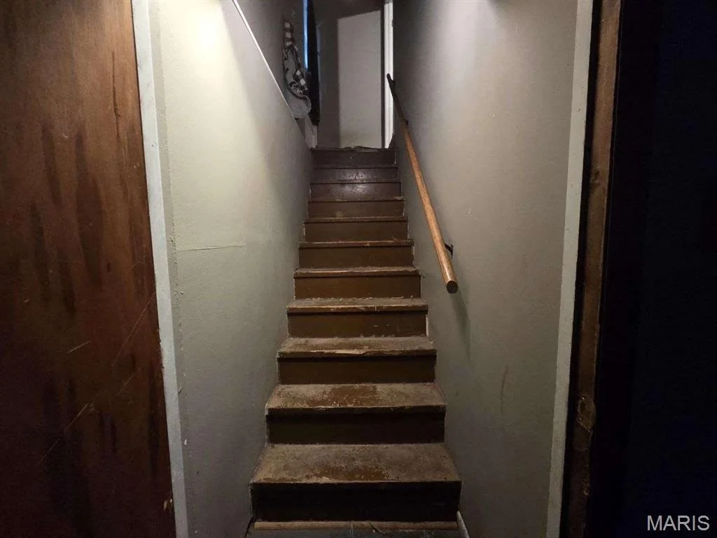Photo of 25881 Sutherland Lane