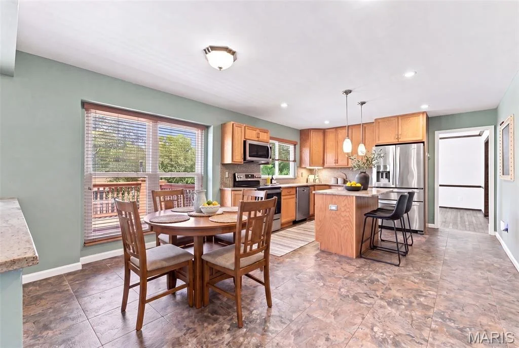 Photo of 3927 Summerfield Parkway