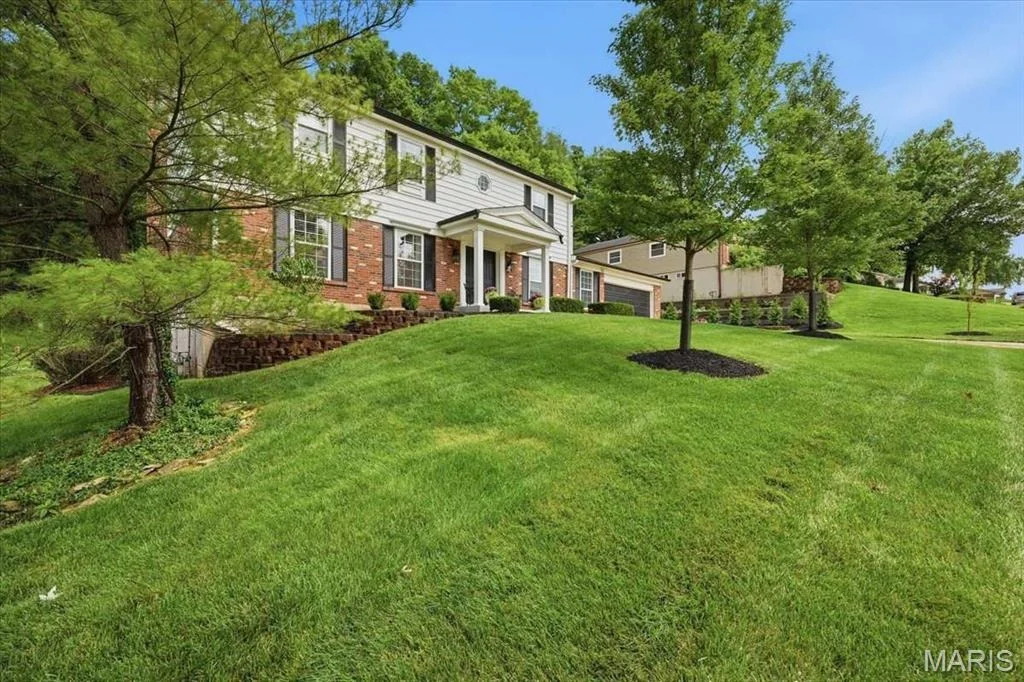 Photo of 2108 Cedaroyal Drive