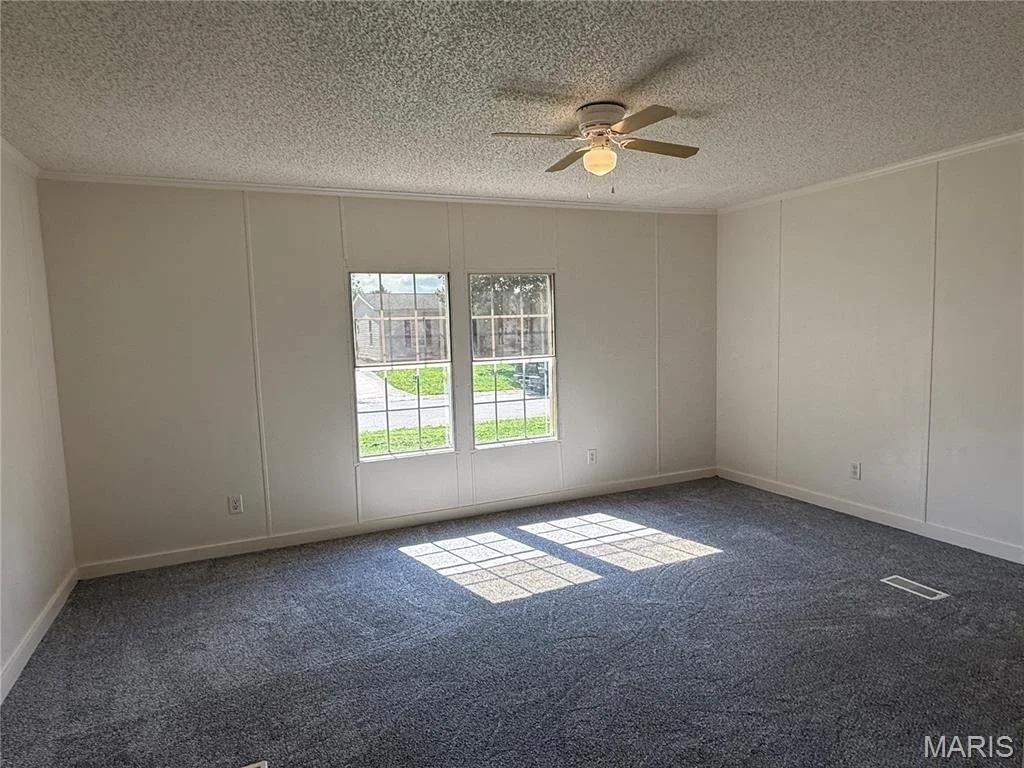 Photo of 18233 Loyalty Lane