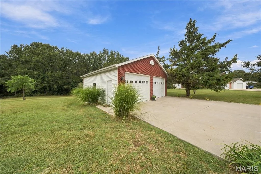 Photo of 15225 Deer Park Lane