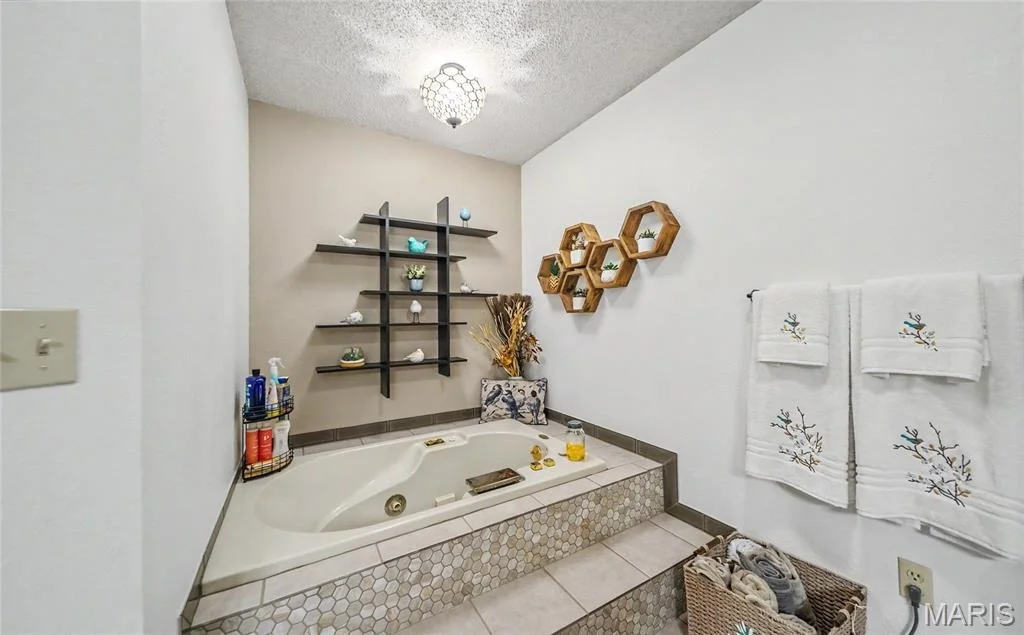 Photo of 13915 Maple Lane