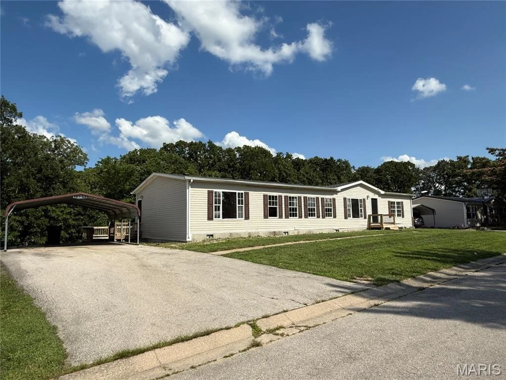 Photo of 18233 Loyalty Lane