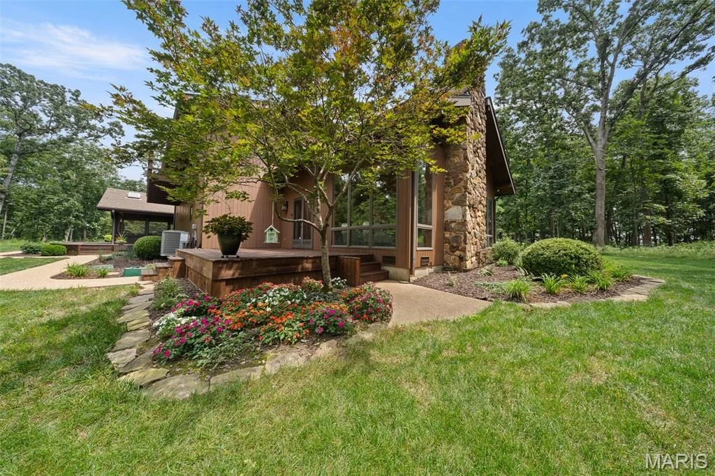 Photo of 511 E Christy Drive