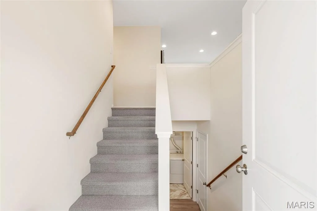 Photo of 3305 Venice Drive