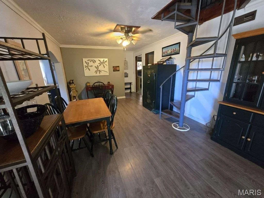 Photo of 24951 Blue Waters Road