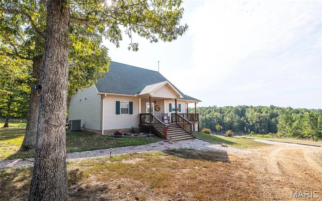 Photo of 8096 Buffington Road