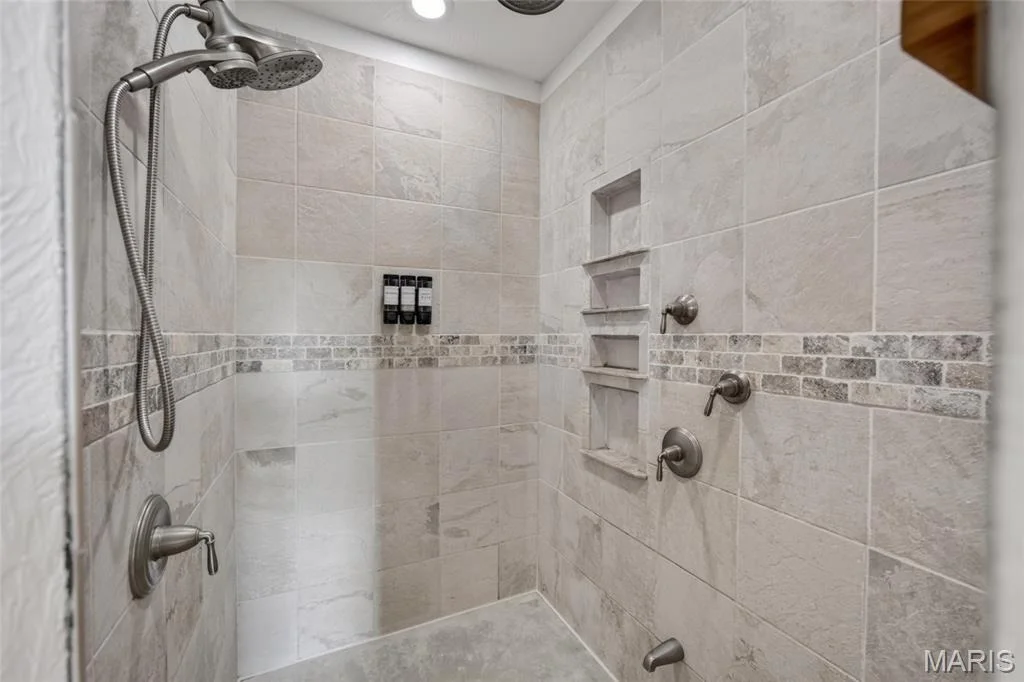 Photo of 2167 Susanna Road