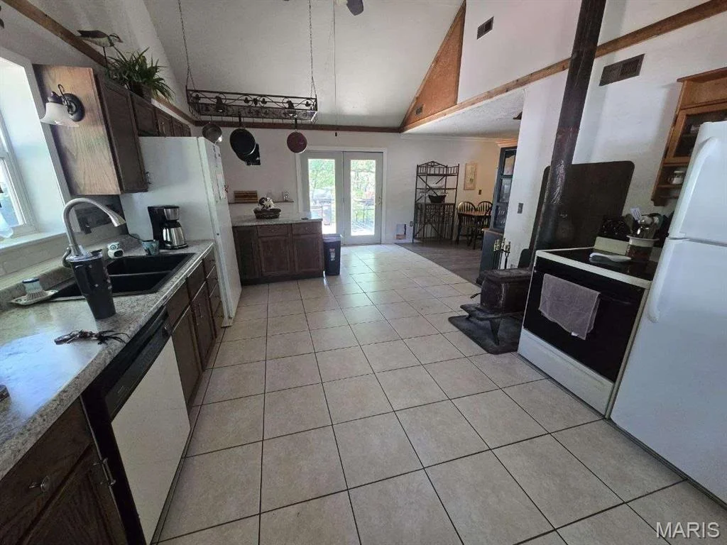 Photo of 24951 Blue Waters Road