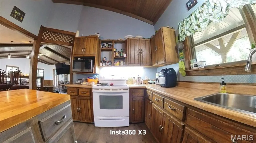 Photo of 9013 County Road 6750