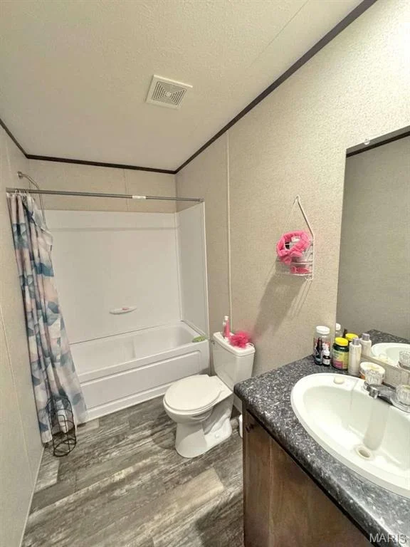 Photo of 1225 Madison 205