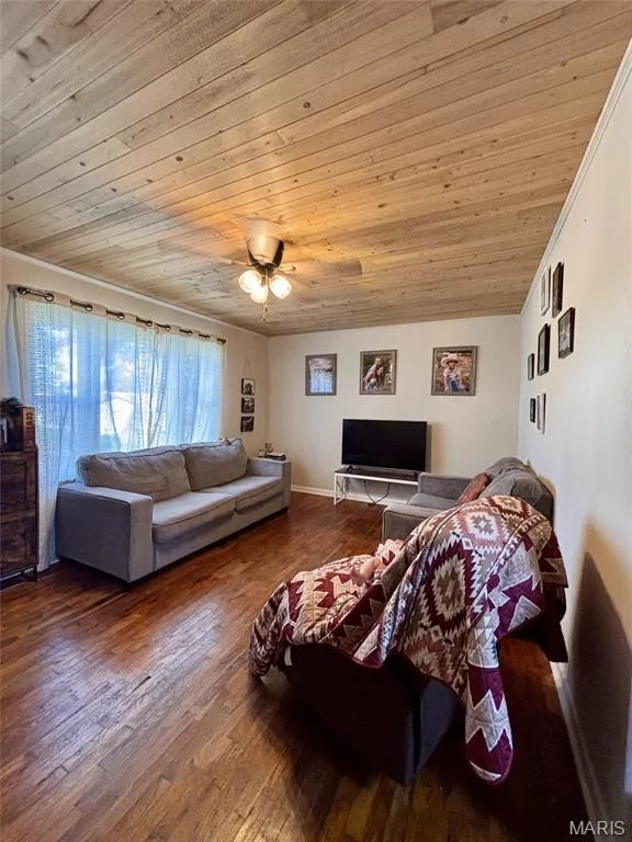 Photo of 905 Maple Street