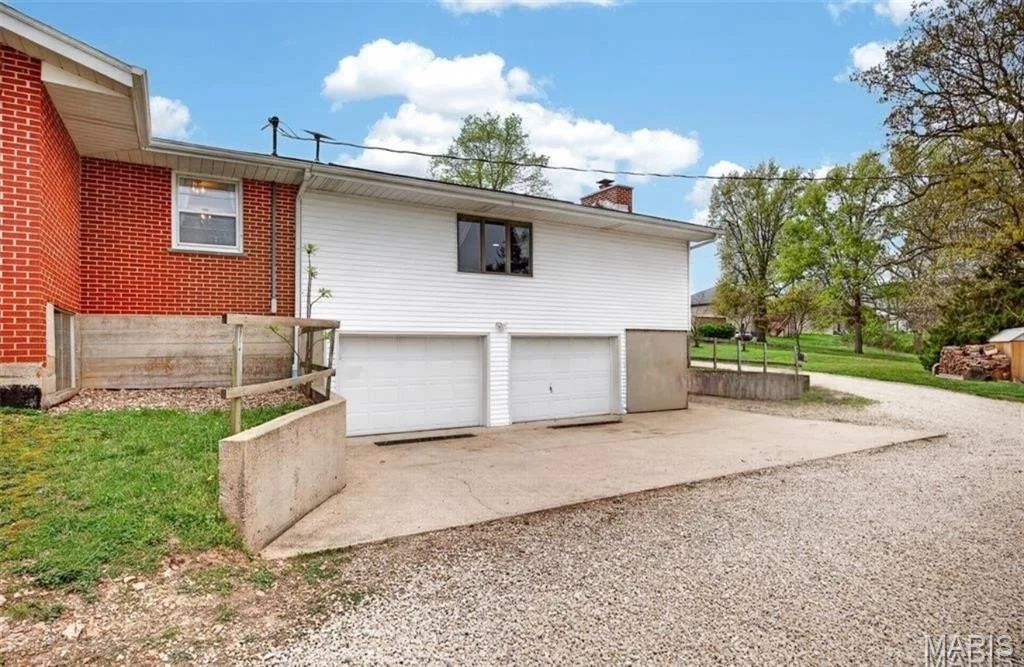 Photo of 1324 Highway O