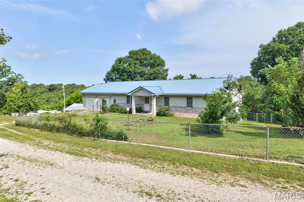 Photo of 16985 Link Drive