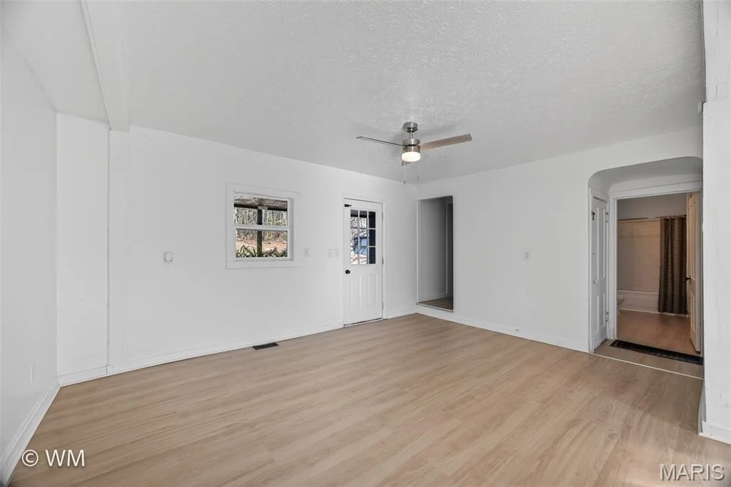 Photo of 16245 Badger Road