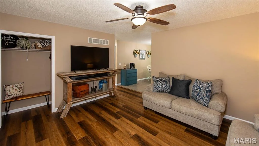 Photo of 1231 Deer Run Drive Drive
