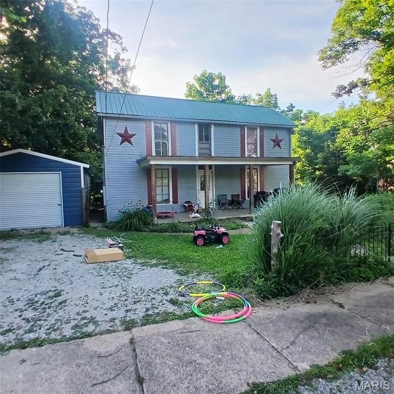 Photo of 111 S College Street