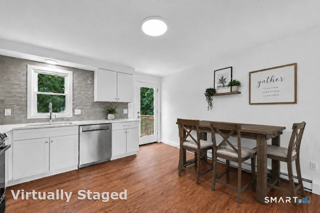 Photo of 93 Cookes Ridge