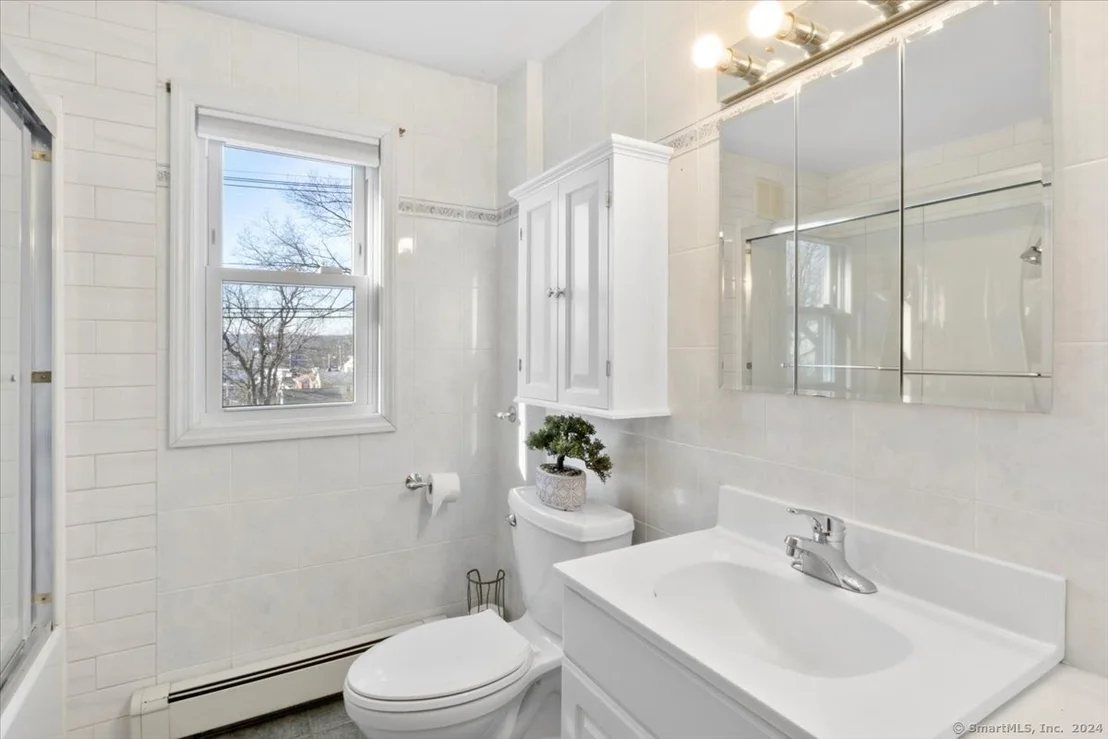 Photo of 6 Jackson Avenue