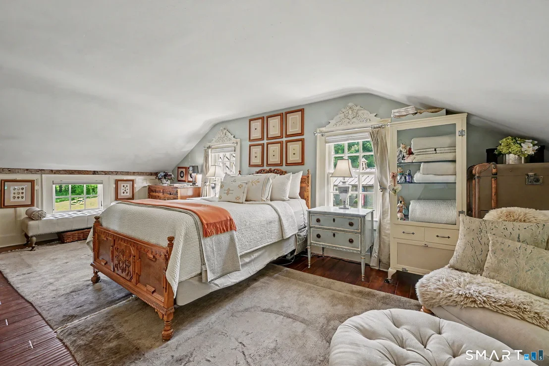 Photo of 6 Hoyt Road