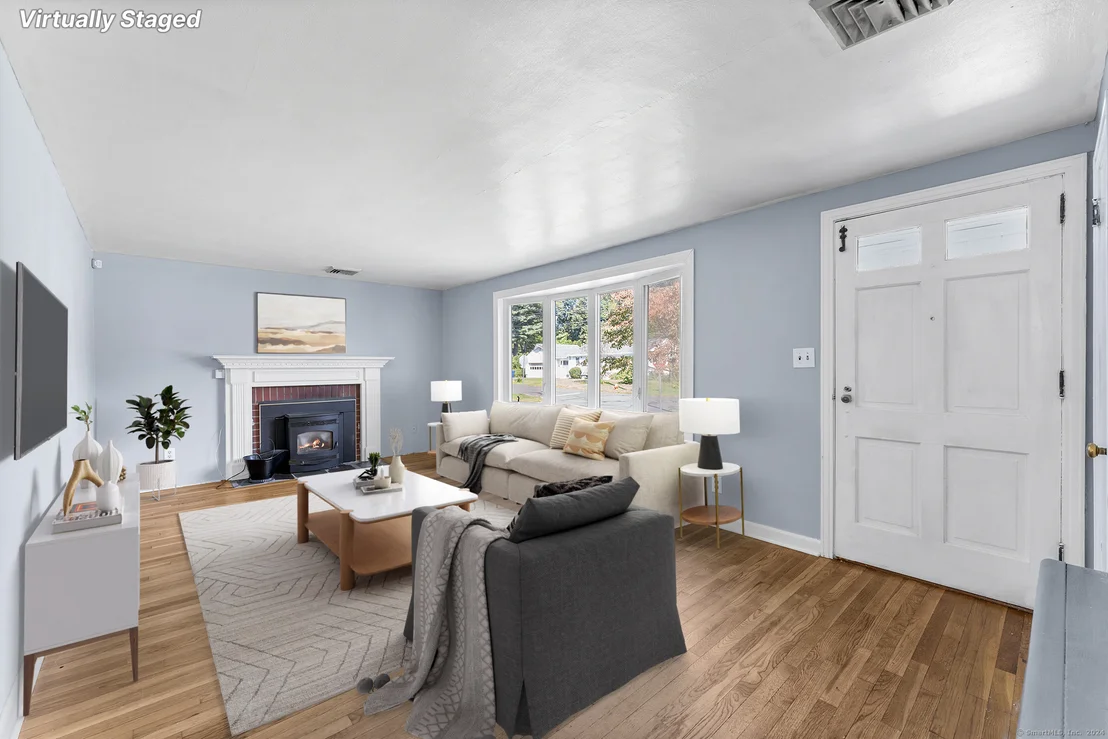 Photo of 165 Giddings Avenue