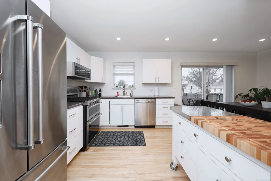Photo of 242 Kendall Circle