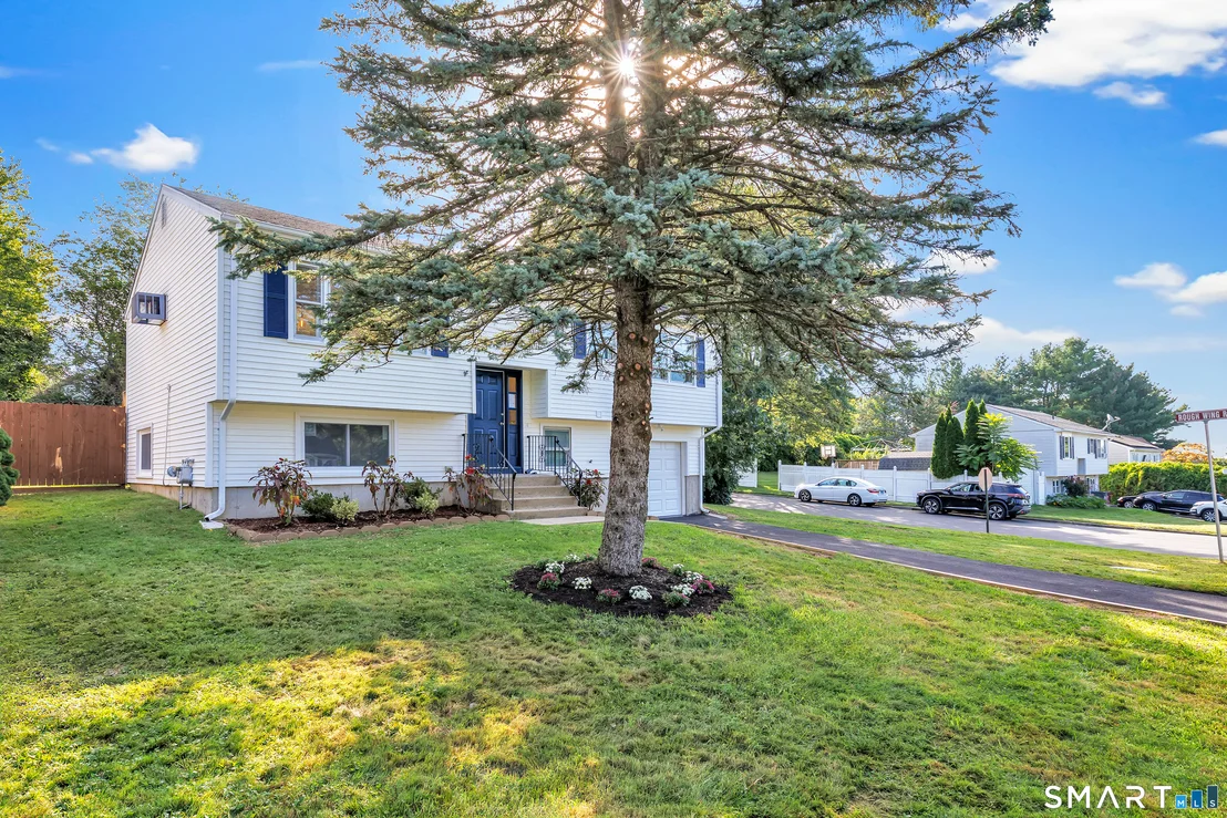 Photo of 77 Meadow Lark Road