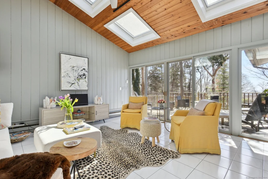 Photo of 30 Overlook Drive