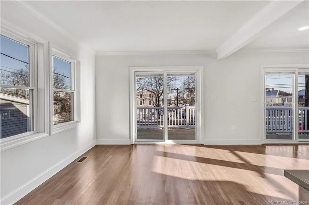 Photo of 39 Edgefield Avenue