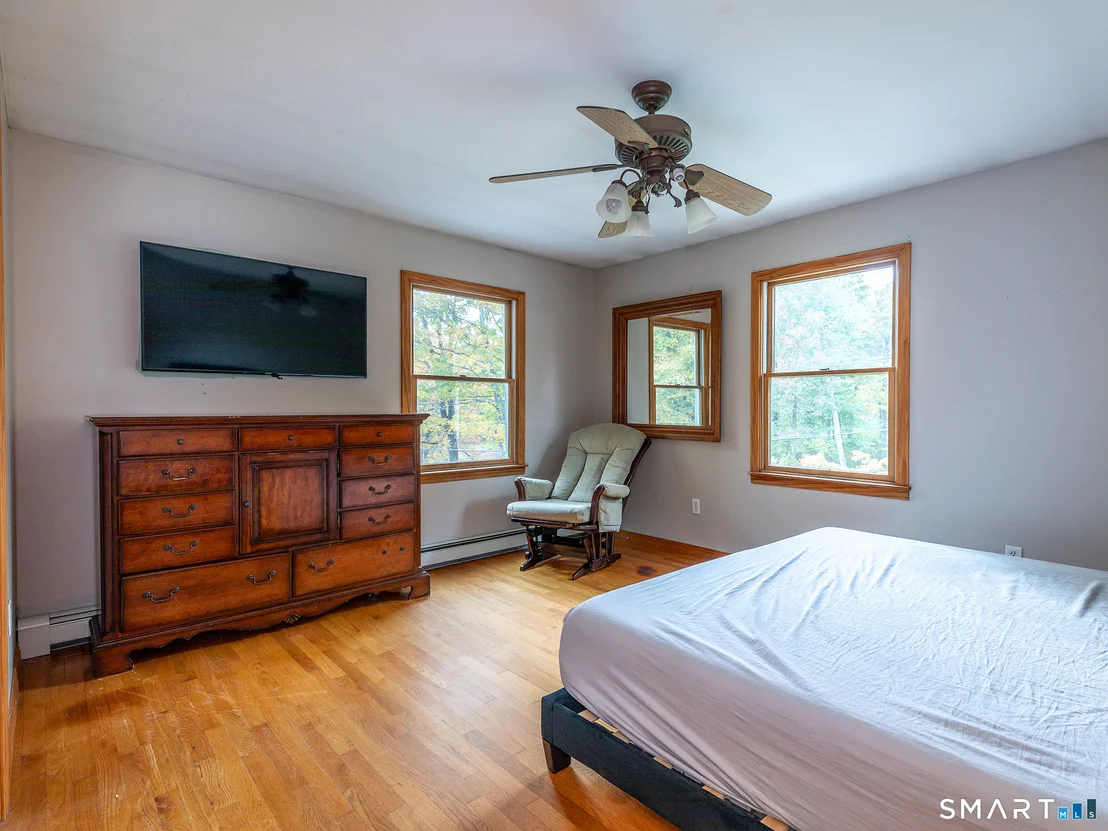 Photo of 28 Curtiss Hill Road