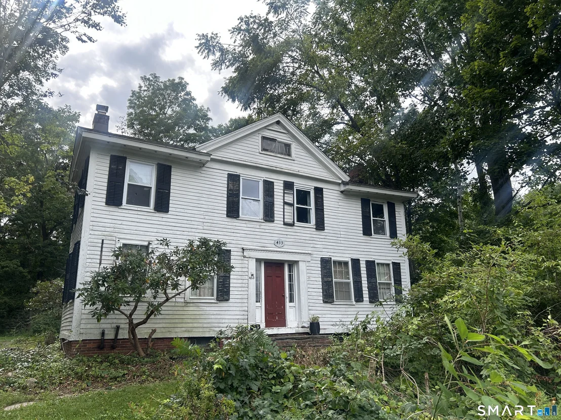Photo of 433 Simsbury Road